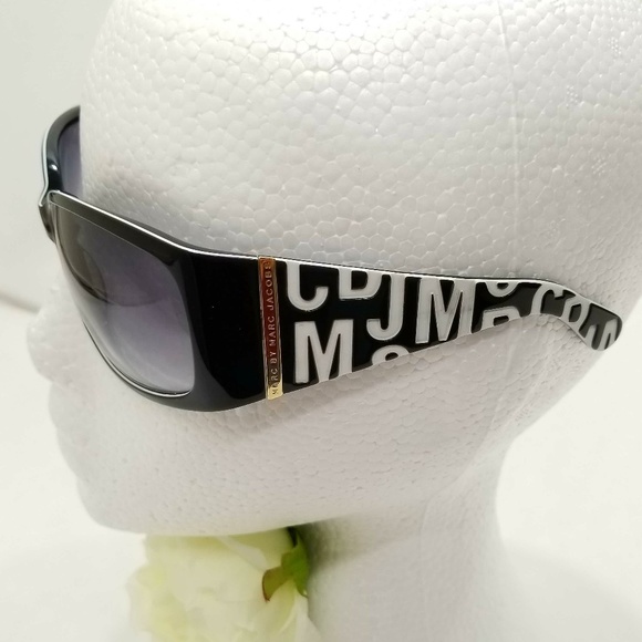 Marc Jacobs SpellOut Wide Temple Sunglasses main image 4